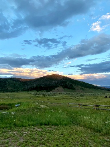 Cabins (Clark, Colorado, United States of America)