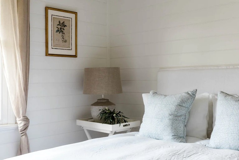 Cottages (Moonan Flat, New South Wales, Australia)