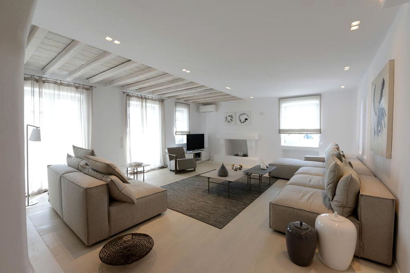 Superb Mykonos Villa with a Stunning Pool