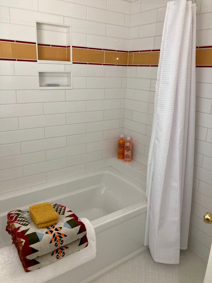 Secluded Farm Stay for a Perfect Oregon Glamping Experience