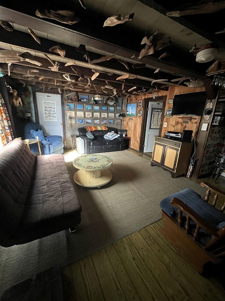 Stunning Secluded Cabin in Sebago, Maine