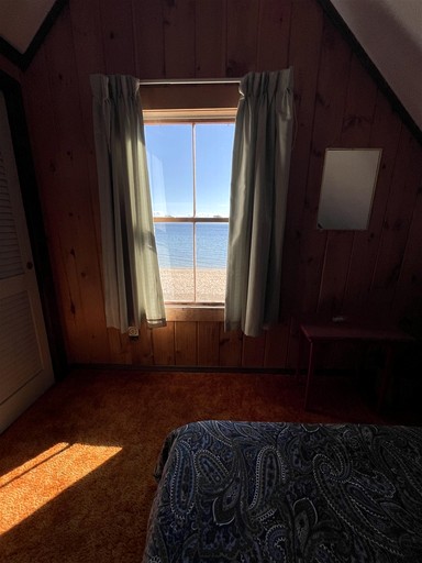 Cabins (United States of America, Sebago, Maine)