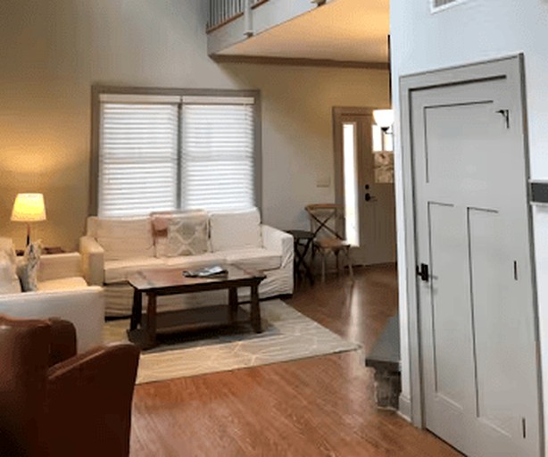 Beautiful Cottage Rental on Lakeside Property in The Berkshires, Massachusetts | Vacation Rentals (Lanesborough, Massachusetts, United States of Ameri