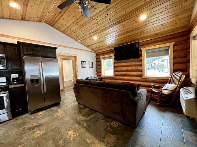 Cabins (United States of America, Bonners Ferry, Idaho)