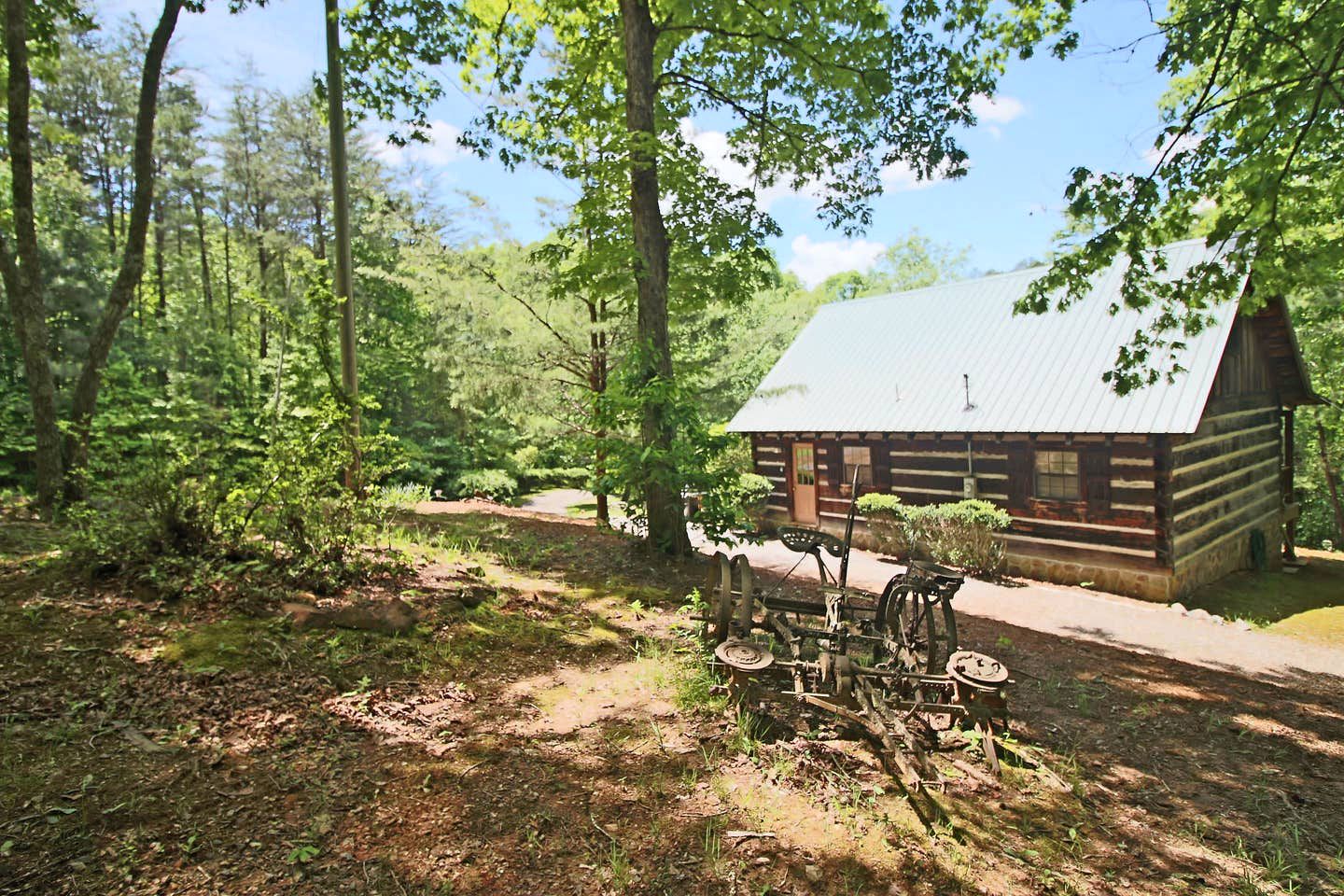 The Cabins at Copperhill Cabin 1 Cleaning Fee 75, Cabins