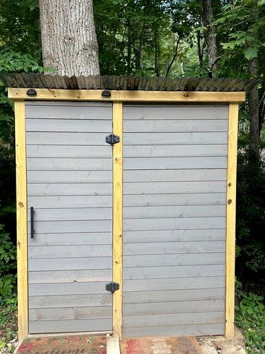 Off Grid Tiny Cabin Ideal for Couples in Burnsville, North Caroline | Cabins (Burnsville, North Carolina, United States of America)