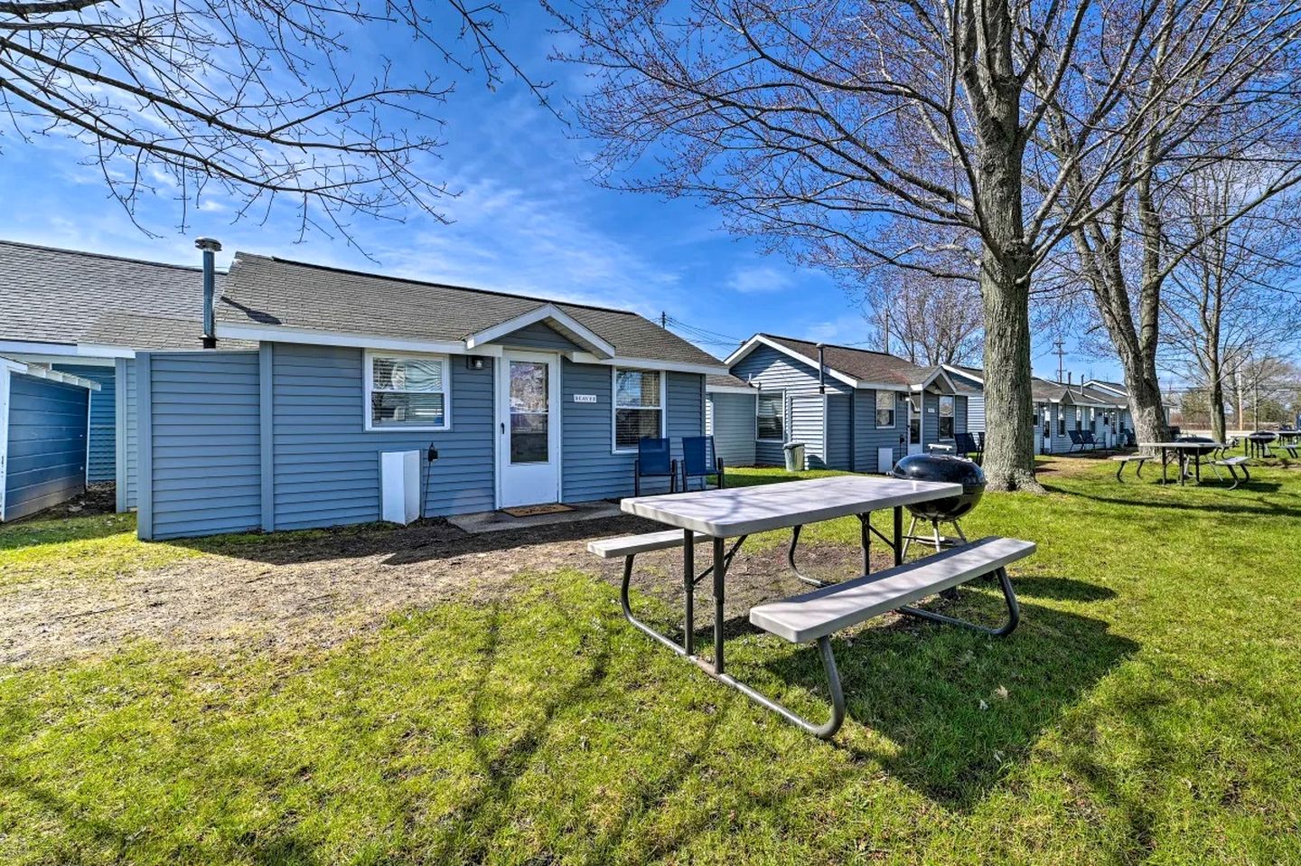 Pet-Friendly Lake Cabin with Dock & Kayaks & Fire Pit in Houghton Lake, Michigan