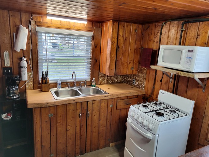 Cabins (United States of America, Houghton Lake, Michigan)