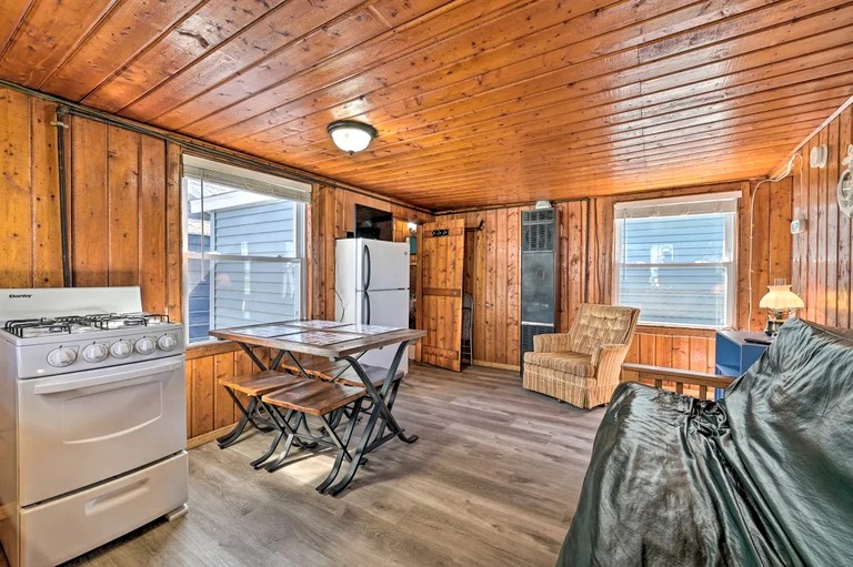 Cabins (United States of America, Houghton Lake, Michigan)