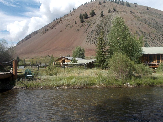 Log Cabins (Ketchum, Idaho, United States)