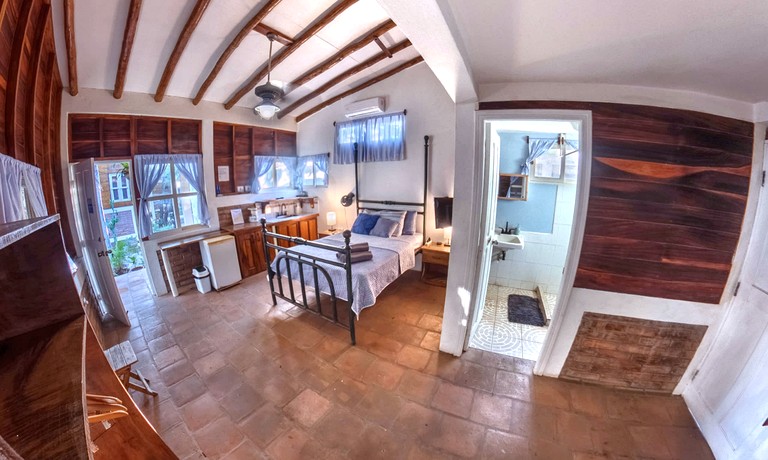 Cabins (Nicaragua, Pochomil, Managua)