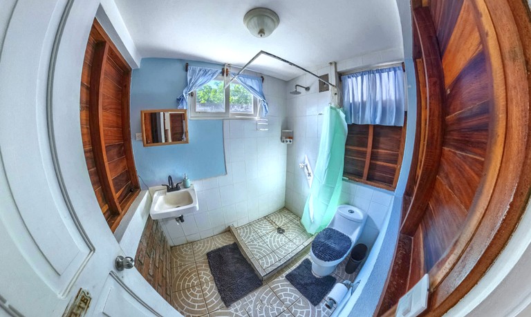 Cabins (Nicaragua, Pochomil, Managua)