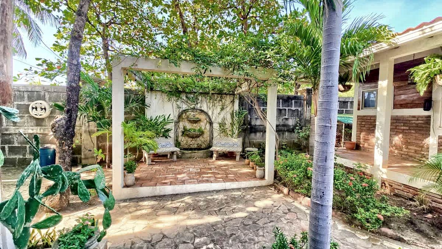 Relaxing Beachfront Casitas with Pool & Surfing Access near Playa Pochomil, Nicaragua