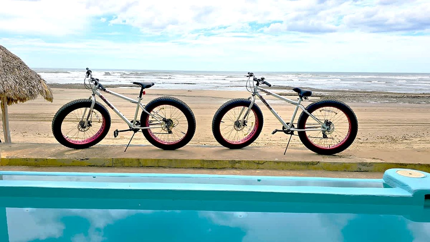 Relaxing Beachfront Casitas with Pool & Surfing Access near Playa Pochomil, Nicaragua