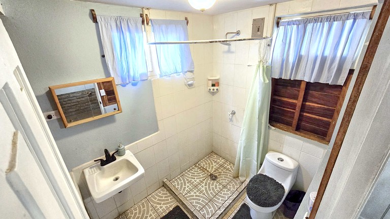 Cabins (Nicaragua, Pochomil, Managua)