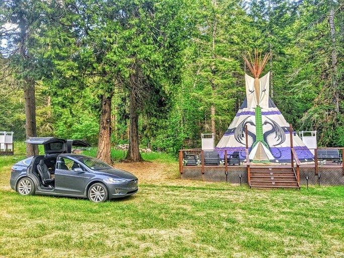 Tipi rental for a Oregon getaway
