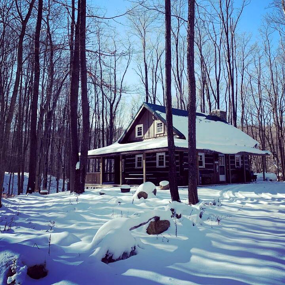 Peaceful Log Cabin Rental for a Vacation in Upstate New York