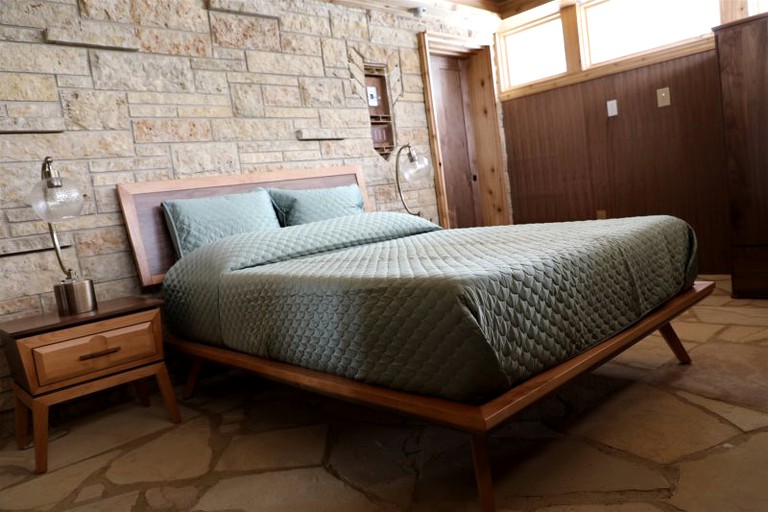 Designer Rentals (Bellevue, Iowa, United States of America)