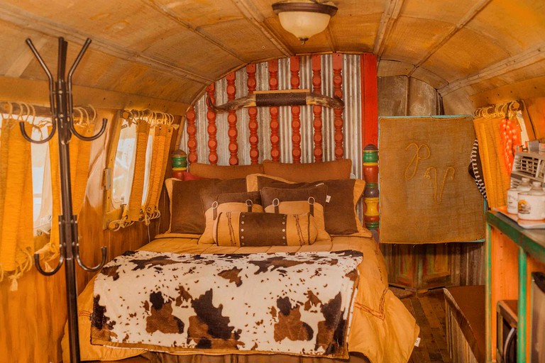 Tin Valley Retro Rentals, Airstreams 64462, Terlingua, United States of America Glamping Hub