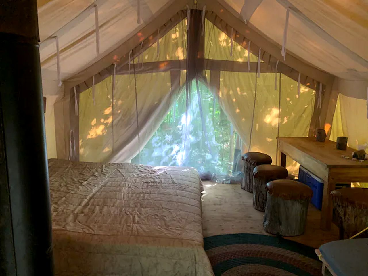 Secluded Quebec Camping Retreat on the L'Achigan River