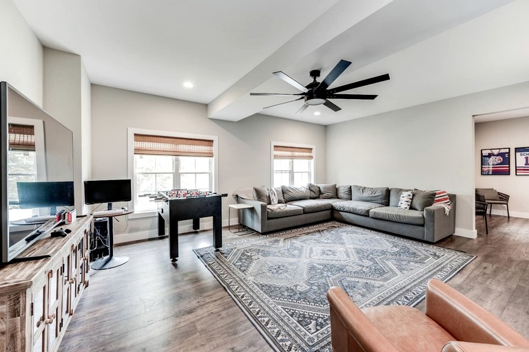 Vacation Rentals (United States of America, Huddleston, Virginia)