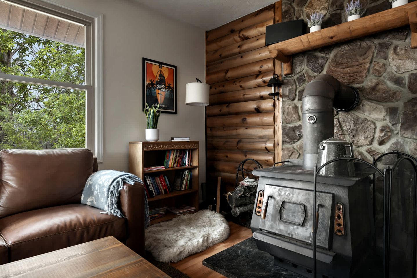 Idyllic Woodland Cabin Retreat near Lost River in West Virginia