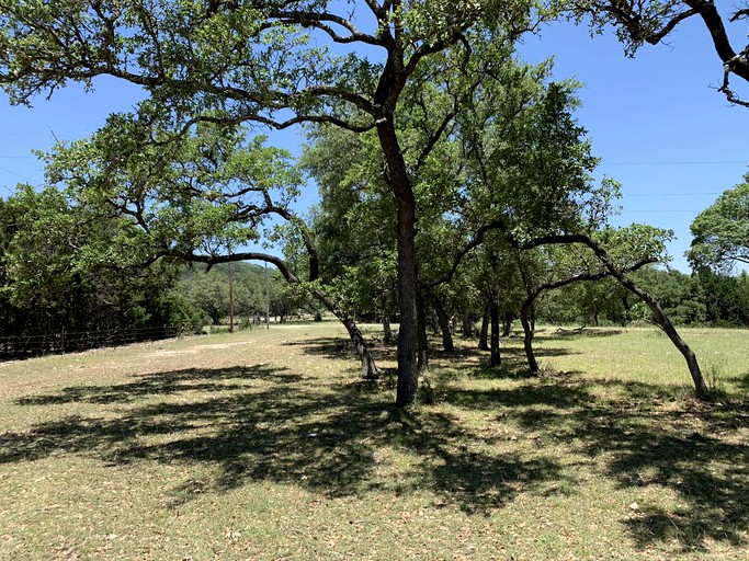 Cabins (Pipe Creek, Texas, United States of America)