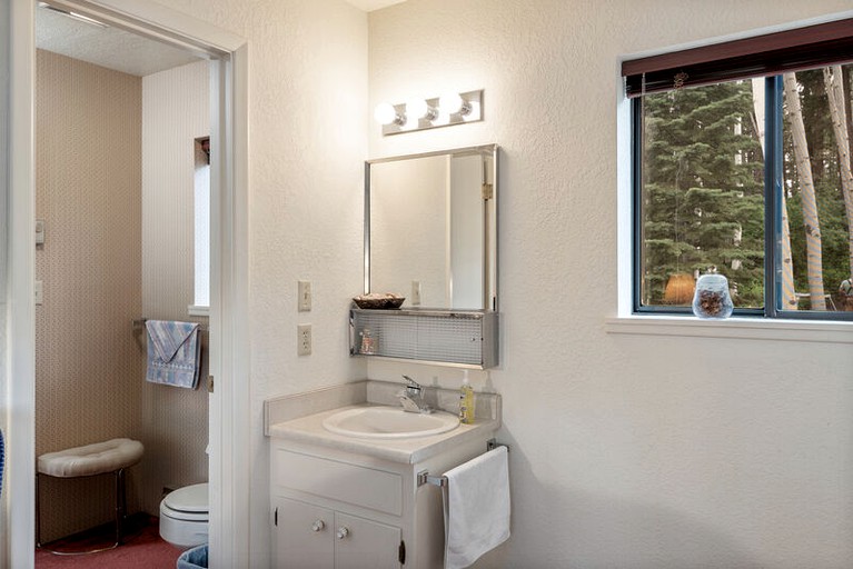 Cabins (Durango, Colorado, United States)