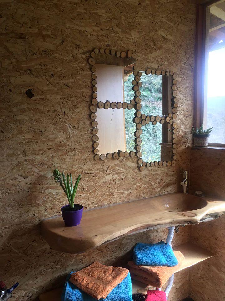 Rustic Hobbit House Accommodation in Serra do Açor for a Relaxing Holiday in Portugal