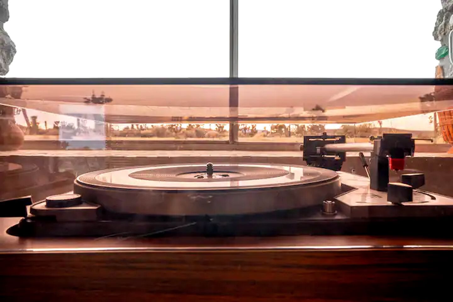 Fantastic Villa with a Hot Tub in Yucca Valley Perfect for Joshua Tree Getaways