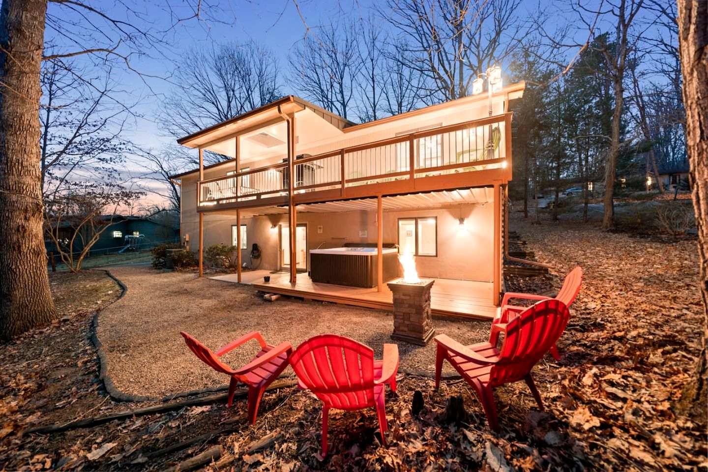 Enjoyable Cottage with Fire Pit, Barbecue and Hot-tub in Arden, North Carolina