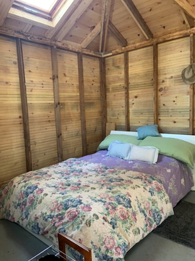 Cabins (Muskoka, Ontario, Canada)