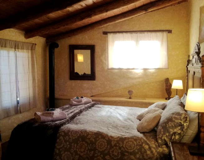 Cottages (Gaucín, Andalusia, Spain)