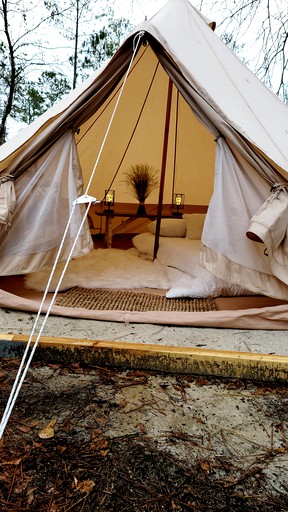 Tents (Ridgeland, South Carolina, United States of America)