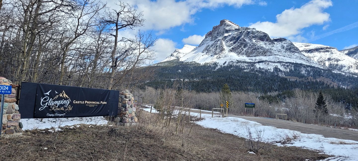 Family-Friendly Dome Perfect for a Cozy and Tranquil Escape in Alberta