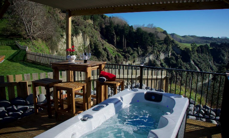 Secluded Holiday Retreat with Private Hot Tub in Manawatu, New Zealand | Nature Lodges (Taihape, North Island, New Zealand)