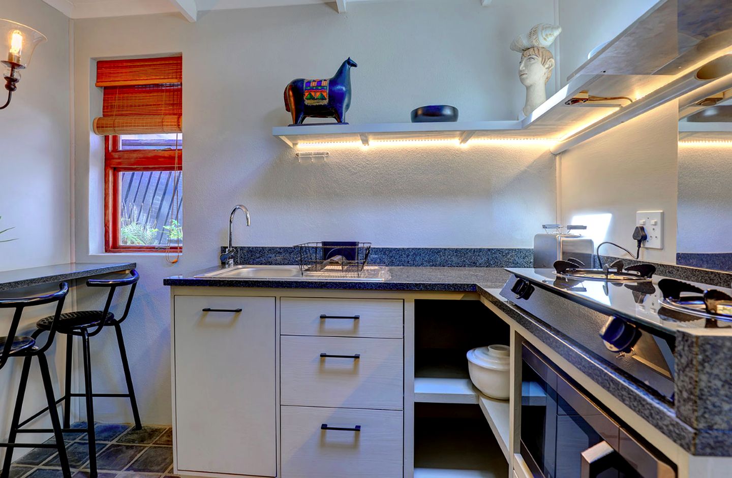 Quirky Stone Cottage Rental near George, Western Cape, South Africa