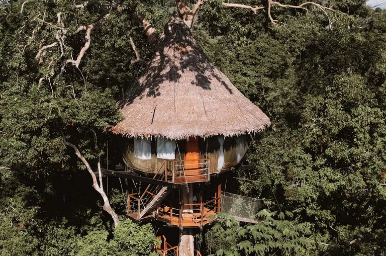 Stunning Luxury Tree House Rental next to Ucayali River near Iquitos, Peru | Tree Houses (Nauta, Loreto, Peru)