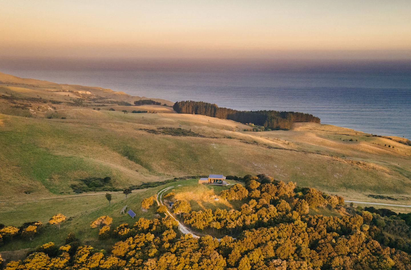 Fabulous Retreat with Sea Views Ideal to Recharge in Canterbury