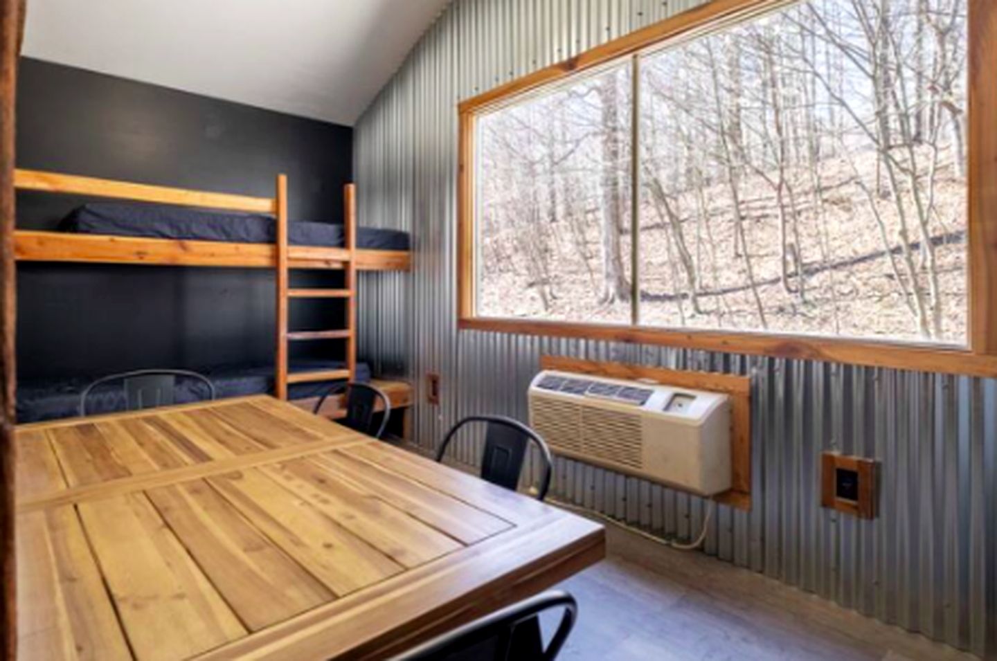 Explore the Beautiful Nature Surrounding this Cabin in Indiana
