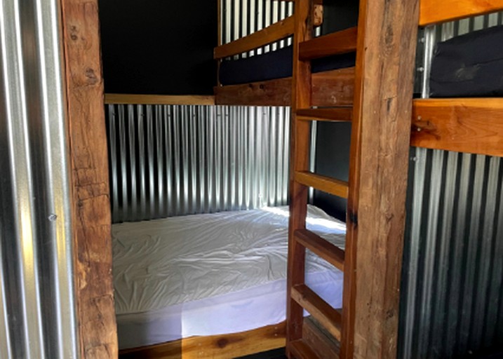 Luminous Cabin Nestled Among Nature in Indiana | Cabins (Nashville, Indiana, United States of America)