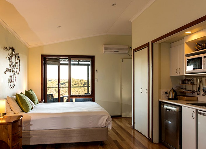 Romantic Studio Cabin Rental with Ocean Views near Margaret River, Australia | Cabins (Yallingup, Western Australia, Australia)