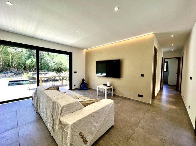 Villas (Porto-Vecchio, Corsica, France)