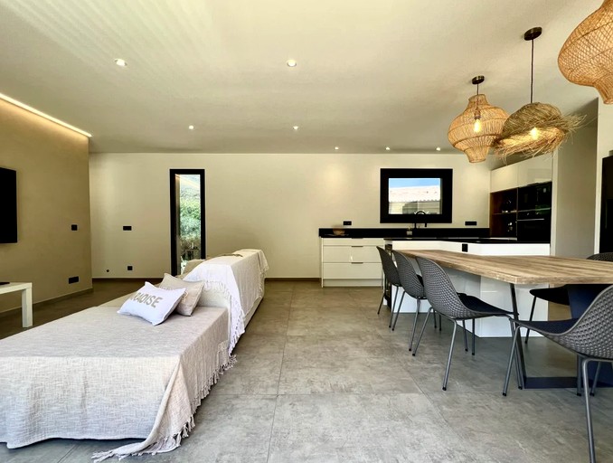 Villas (Porto-Vecchio, Corsica, France)
