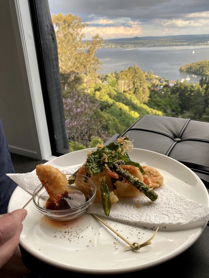 Luxury Lake Taupo Accommodation with Amazing Views