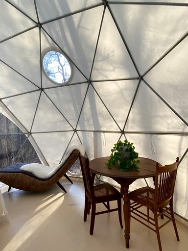 Domes (Eatonton, Georgia, United States of America)