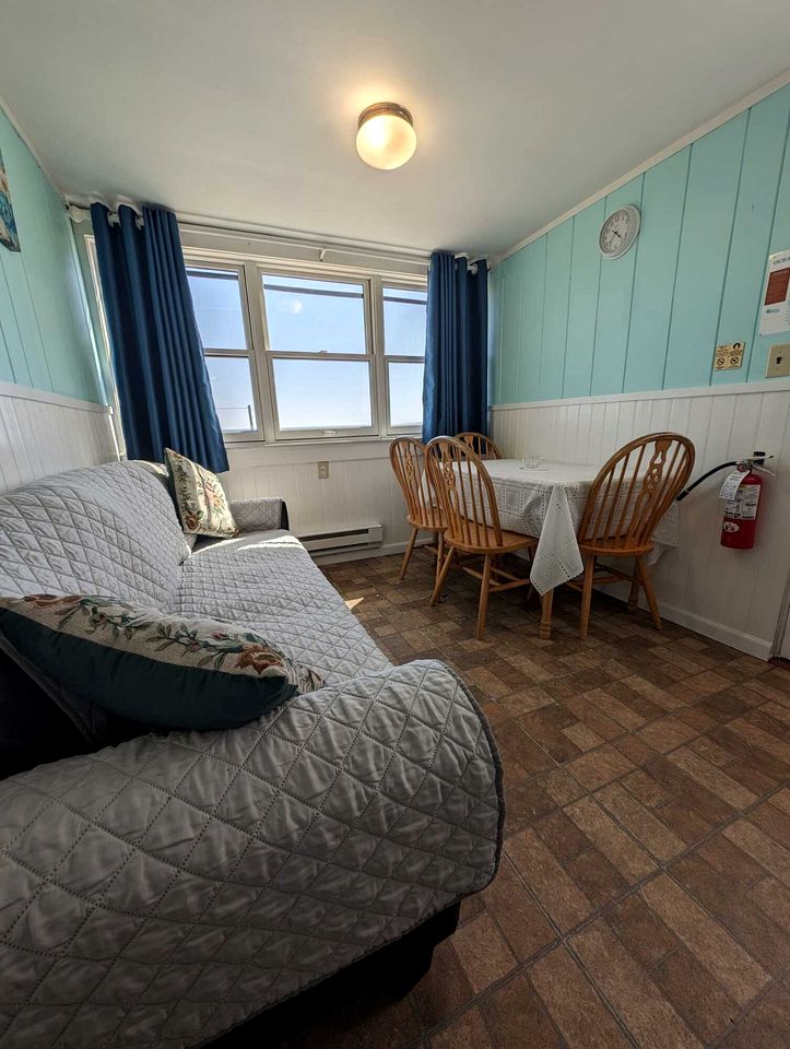 Quiet Beachfront Escape With Private Beach Access in North Truro, Massachusetts