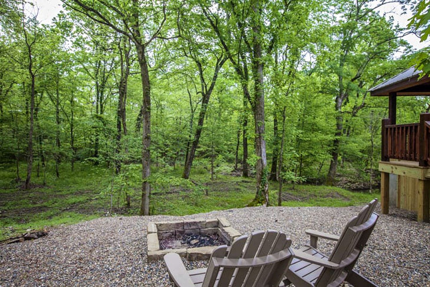 Cabin for Romantic Getaway Hochatown, Oklahoma Glamping Hub