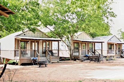 Dream Glamping Destination: Stunning Tented Cabin on the Geronimo Creek in Seguin, Texas
