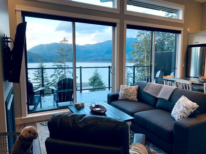 Secluded Ocean Vacation Rental Perfect for a Serene Escape in British Columbia